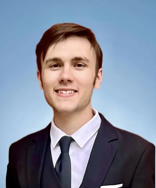 Evan Harbison Headshot